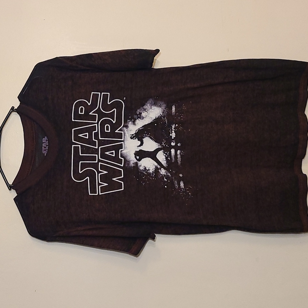 Star wars men's t-shirt size medium